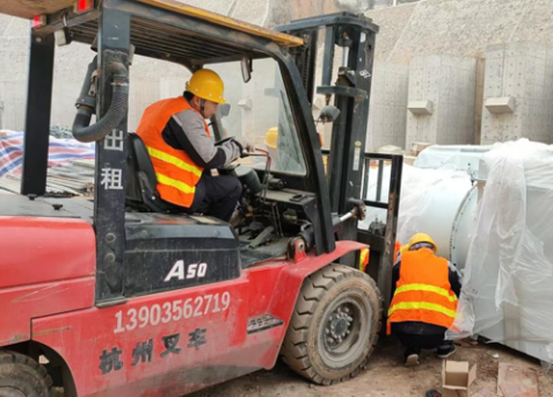 戳我试试